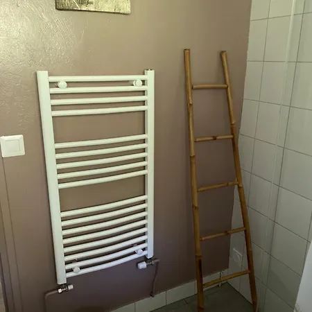 Appartement Avec Jardin Le Porge Exterior photo